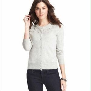 ANN TAYLOR LOFT GRAY BEADED SWEATER